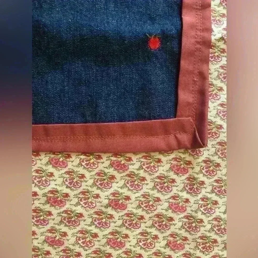 HANDMADE VTG UPHOLSTERY CANVAS FABRIC STANDARD SIZE RED FLOWERS CHERRY PRINT
